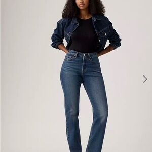 Levi’s Curve Love Straight
